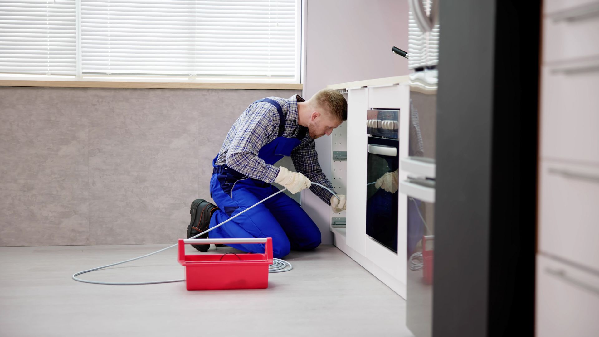 Desentupidora em Poá 24 horas: solução rápida quando você mais precisa