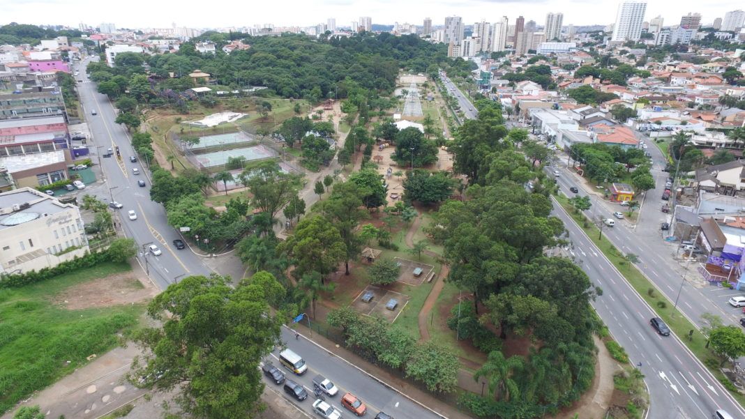Desentupidora no Bosque Maia
