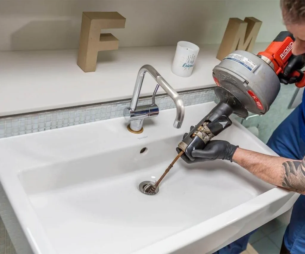 Desentupimento para estabelecimentos comerciais